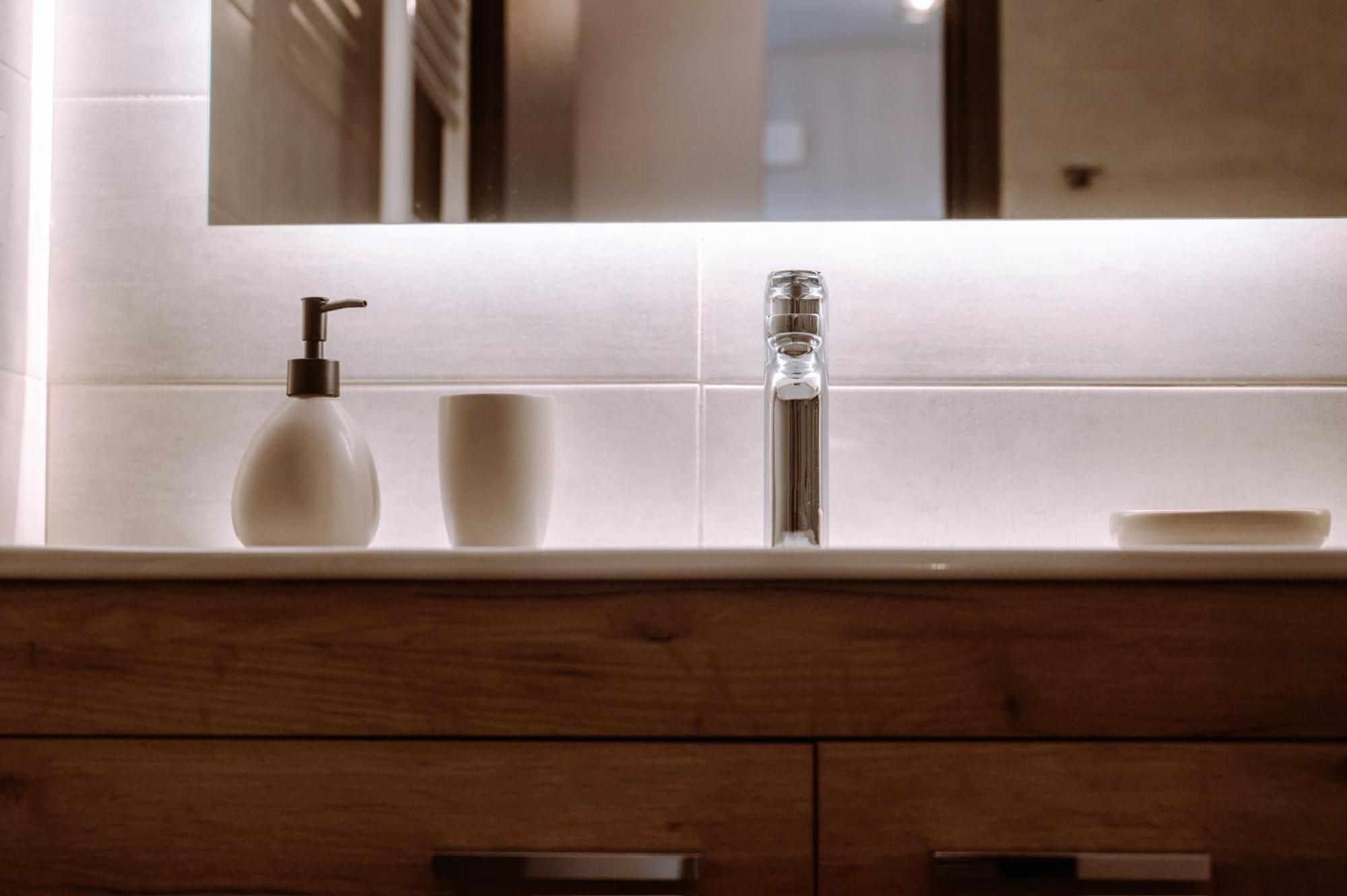 Louisa Luxury Apartments Preweza Zewnętrze zdjęcie